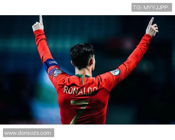 维亚里足球明星的传奇生涯与对足球的深远影响探讨