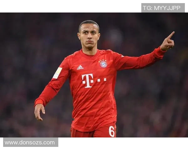 足球明星们的传奇10球鞋背后的故事与荣耀之路